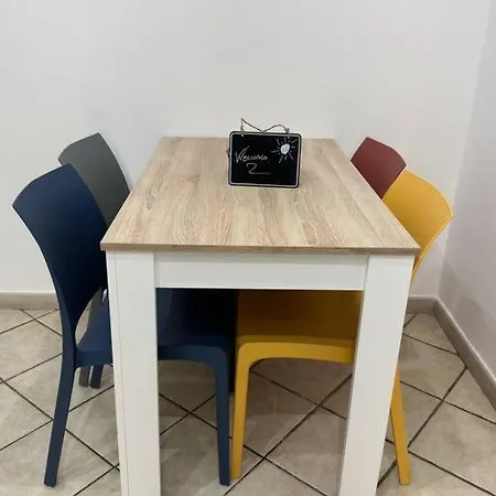 Cusciuliu House アパート